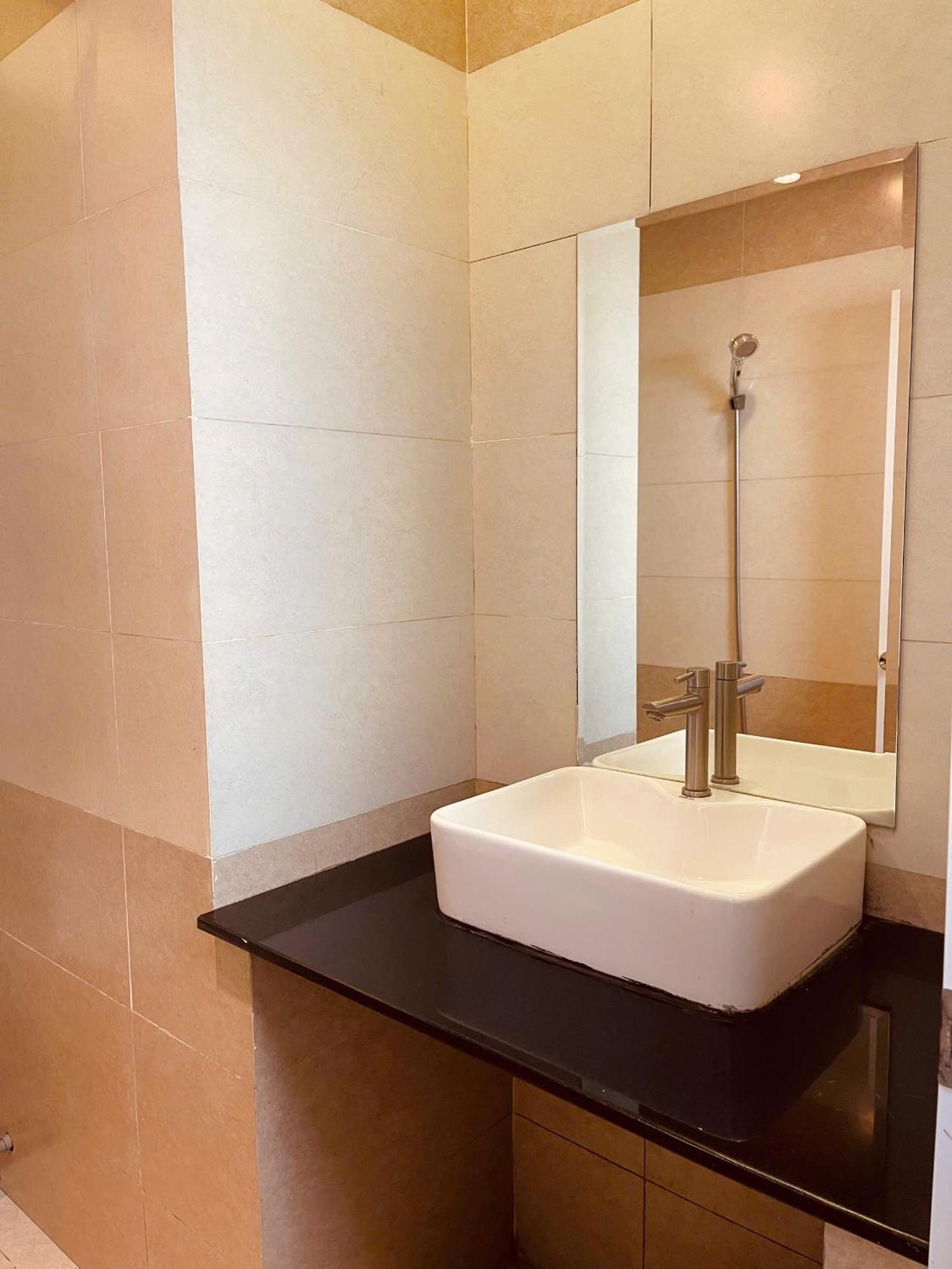 Phuc Hotel Cao Lanh Bagian luar foto